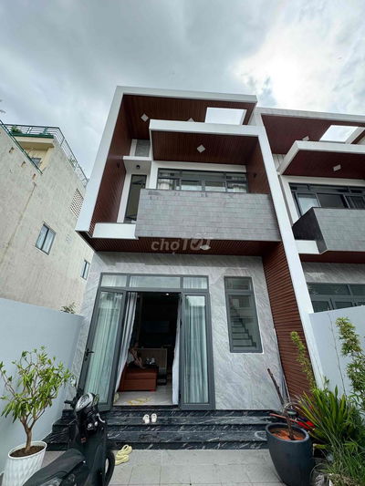 CHO THUÊ NHÀ NGUYÊN CĂN ĐẦY ĐỦ NỘI THẤT CAO CẤP CHỈ CẦN XÁCH VALI THÔI