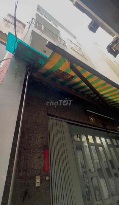 HUỲNH MẪN ĐẠT Q5 - 28,3M2 - 4 TẦNG BTCT - 5,88 TỶ