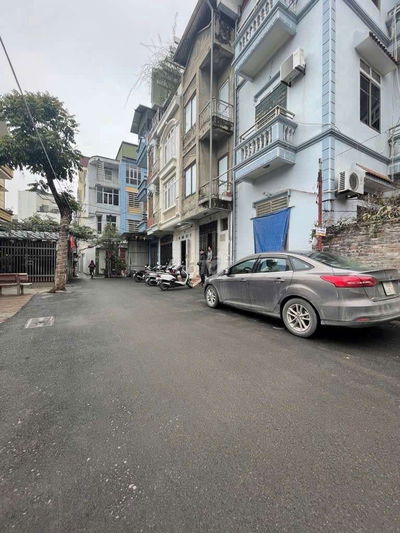 Chính Chủ Bán Nhà 39M - Mặt Tiền 4M ÔTÔ 7 Chỗ Vào Nhà- Hoàng Liệt