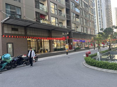 BÁN CĂN SHOP MẶT SẢNH , DIỆN TÍCH 70m2, DÒNG TIỀN 55-60TRIỆU/ THÁNG