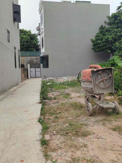 bán nhà Quyết Tiến 1 - Vân Côn - đơn lập - lô góc - ô tô đỗ cổng