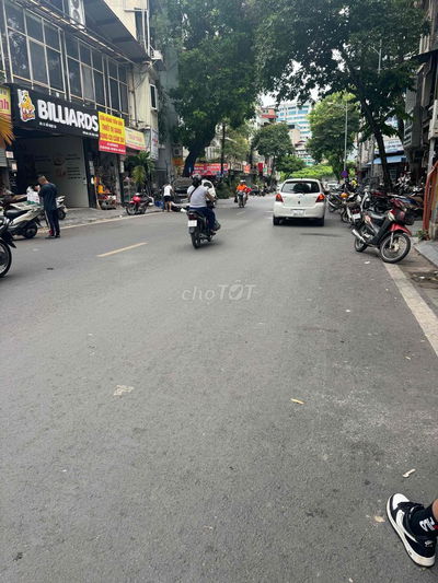MẶT PHỐ, CẠNH CHỢ GIỜI 70m 6 TẦNG 26 TY5