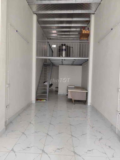 BÁN NHÀ Ở NGỌC HỒI