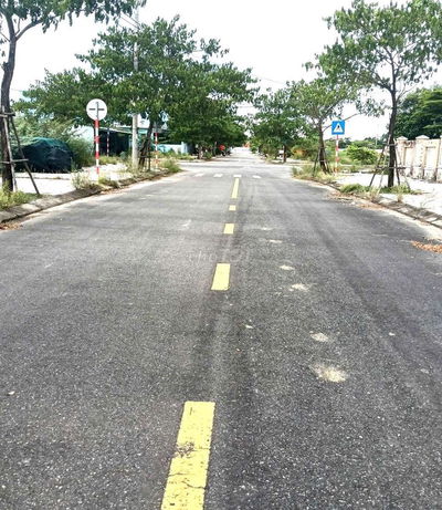 Đất tái định cư dh2 đường 7,5m, 149m2, vị trí đẹp sát lô góc