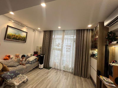 NHỈNH 7 TỶ- 40M²-TRẦN BÌNH TRỌNG, BÌNH THẠNH – 4 TẦNG – XE HƠI SÁT NHÀ
