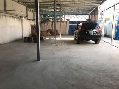 Nhà xưởng cho thuê 180m2 Thạnh Lộc 47, P. An Phú Đông, HCM