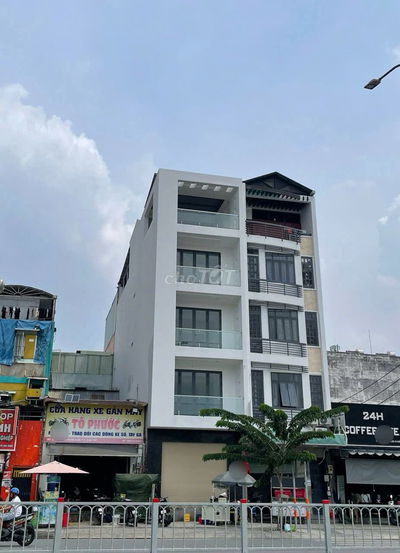 CHO THUÊ NHÀ MẶT TIỀN DƯƠNG QUẢNG HÀM (TRỆT 4 LẦU 5X20) NHÀ MỚI