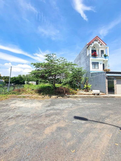 Bán Lô đất 267.6m2, 12.7x21, thổ cư 109.8m2, sát Đông Tăng Long, Q9