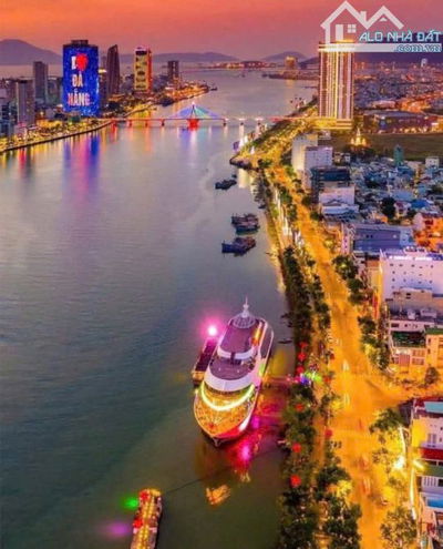 Siêu phẩm toà nhà 7 tầng trung tâm Đà Nẵng