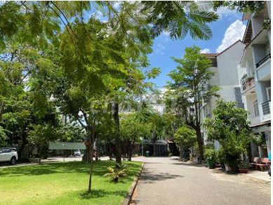 Cho thuê Villa góc 2 mặt tiền khu Sông Giồng – An Phú, Q2, 40tr/tháng