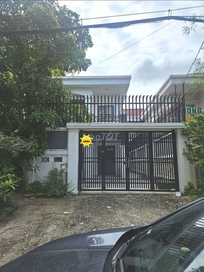 BÁN BIỆT THỰ NHÀ PHỐ – VỊ TRÍ VÀNG GẦN BẾN XE QUẬN 8 DT 144M2