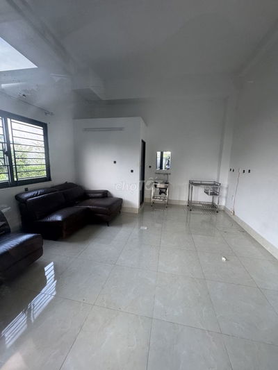 Căn hộ mới xây cần cho thuê ngã 5 vĩnh lộc