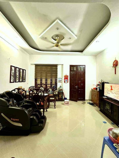 Nhà hót Hoàng Mai dân xây chắc chắn ,2 thoáng 38m2, giá 6,8 tỷ
