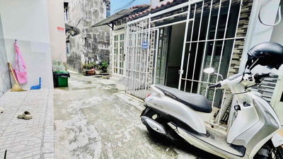 NGAY THỐNG NHẤT - DT: 3x7,4M - TIỆN ÍCH BAO QUANH - CHỈ NHỈNH 2 TỶ