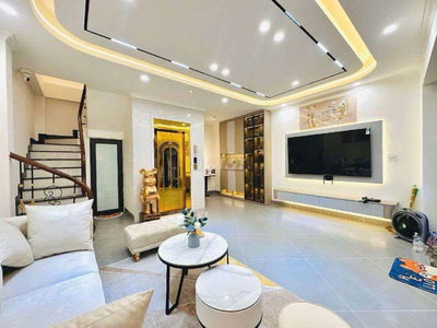 Siêu hiếm! Phố Thái Thịnh, ngõ nông, 30m ra ô tô, 39m2*6t, thang máy