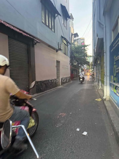 TÂN BÌNH 50M2- HXH THÔNG - 4,1x12 - 2 TẦNG -NGAY CV LTR