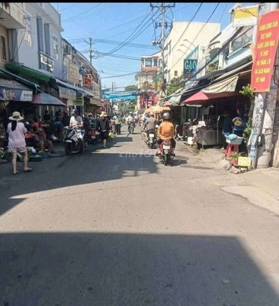 🏡BÁN NHÀ 5 TẦNG ĐƯỜNG TRƯỚC NHÀ 8M -VỊ TRÍ CHỢ LẠC QUANG HIẾM