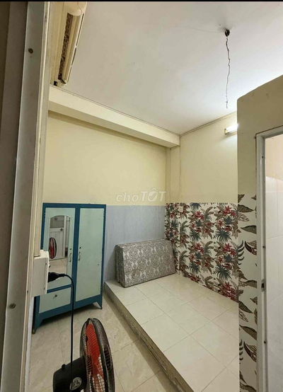 phòng đẹp 14m2. full NT . Huỳnh văn Bánh( Gần Lê V Sỹ) . Phú nhuận