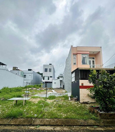 TĐC Bá Tùng - đường Trương Minh Hùng view blook biệt thự