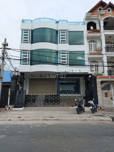 CHO THUÊ NHÀ NGUYÊN CĂN KHU TÂY THẠNH 1100M2