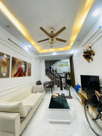 QUÁ HIẾM TÂN MAI, nhà đẹp 5 tầng, ngõ thoáng mát, giá tốt