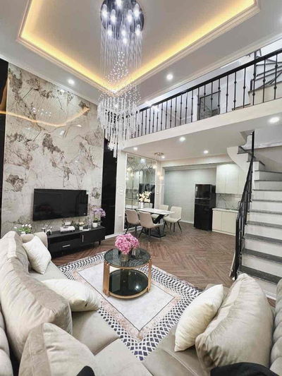 Siêu phẩm TT Thành Công , lô góc ,5ngủ, KD,full nội thất,90 m2