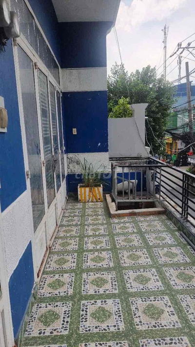 cho thuê Tầng 1. lối đi riêng 2 phòng