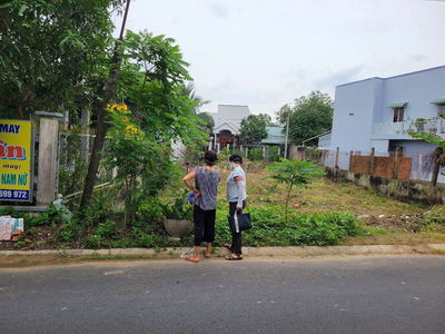 CHO THUÊ ĐẤT MẶT TIỀN ĐẸP, GẦN CHỢ GÒ CÁT