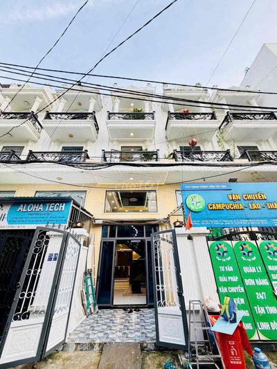 🏡 Nhà Đẹp Ngã Tư ga giáp gò vấp