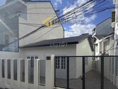 VILLA NHỎ MẶT TIỀN NGANG 10M GẦN CHỢ NGÔ QUYỀN ĐÀ LẠT
