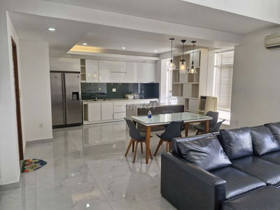 Cho Thuê Penhouse Sky Garden 3, Q7 350m2 3 Phòng Ngủ, Full NT 42 Triệu