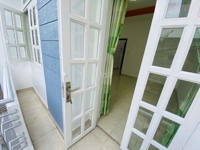 Nhà mới, chính chủ cần bán