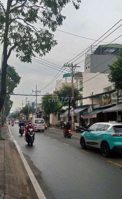 Bán nhà 130m2 1 trệt 3L 4pn MTKD Hiệp Bình Chánh Thủ Đức HCM 11 tỷ 5