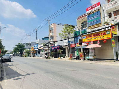 Nhà SHR 5m x 35m. Mặt tiền Đường Trần Thị Năm. Sát Trần Quang Khải