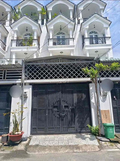 NHÀ HÀ HUY GIÁP. DT: 4 x 19m2. Giá: 5.8 tỷ
