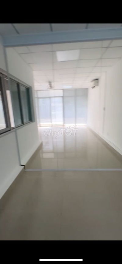 Cho Thuê Văn Phòng Starhill quận 7, 3 Tầng 240m2