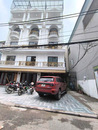 CẦN BÁN NHÀ CỔ LINH LONG BIÊN HÀ NỘI.