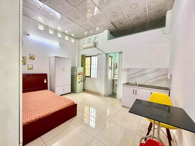 Cho Thuê Căn Hộ Studio Cửa Sổ Full NT Rộng 25m2 Ngay Đại Học Bách Khoa
