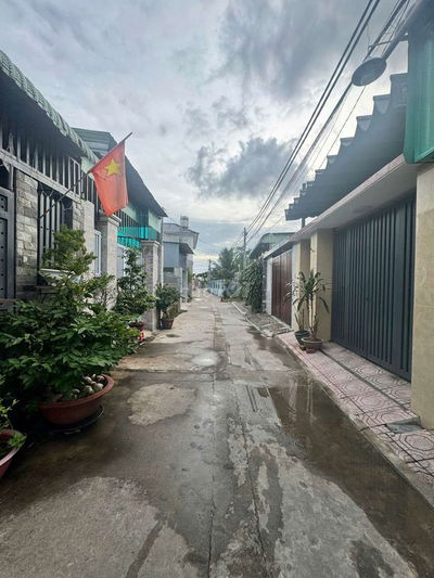 Nhà đẹp chính chủ thổ cư kp 2 còn mới