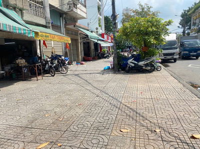 MT Phan Văn Khỏe - 4,3x18m - Ngay trường Châu Văn Liêm có lề rộng