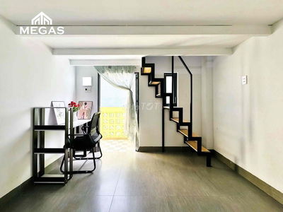 CHO THUÊ CHDV DUPLEX GÁC CAO RỘNG NẰM NGAY TRUNG TÂM QUẬN 2