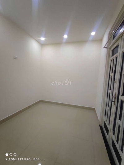 NHÀ 5pn 4wc ngay Cổng Vạn Phúc