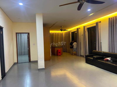 Cho Thuê Biệt Thự Đẹp 10x20 KDC Sông Đà Hiệp Bình Chánh Gần Gigamall