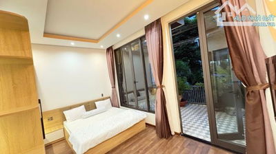BÁN NHÀ MẶT PHỐ NGAY LÊ THANH NGHỊ  FULL NỘI THẤT VÀO Ở NGAY 10 X TỶ