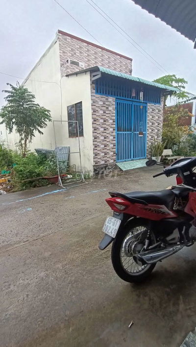 Nhà 4 triệu 2 phòng ngủ có lộ ô tô đến nhà