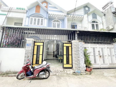Bán nhà trệt lầu ngang hơn 6m gần trung tâm y tế Dĩ An