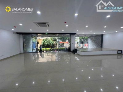 cho thuê mặt bằng chân chung cư yên hòa -cầu giấy, 856m2, mt 80m, giá 621.000đ/m2/tháng