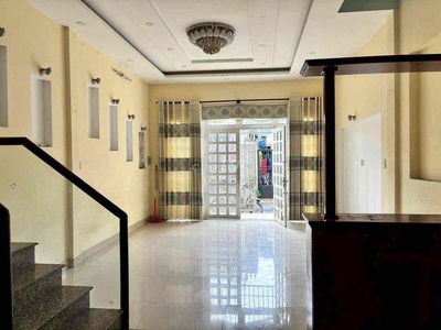 Cho thuê nhà 1 trệt 2 lầu đường 385 - 4PN 3WC  HẺM NHƯA 5M