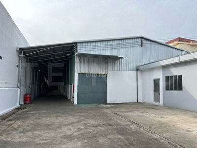 Kho xưởng 1.000m² có PCCC và trạm điện 3 pha, đường Quốc Lộ 1A lộ Cont