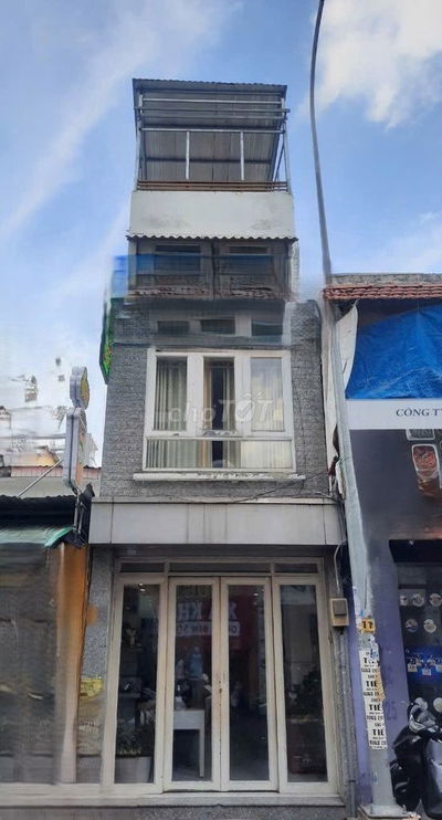 7.3 tỷ _ MẶT TIỀN THÍCH QUẢNG ĐỨC _ 4 TẦNG _26M2 ĐẤT